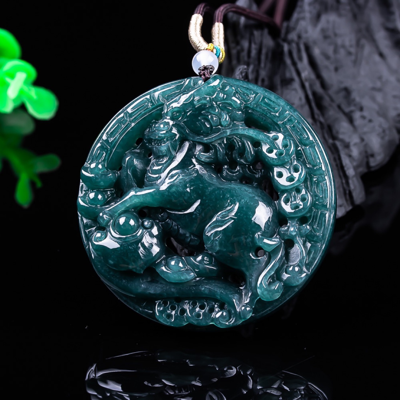 Birmanya Jadeite Ejderha Kolye - Vintage Women Fashion incelemesi ve fiyatı